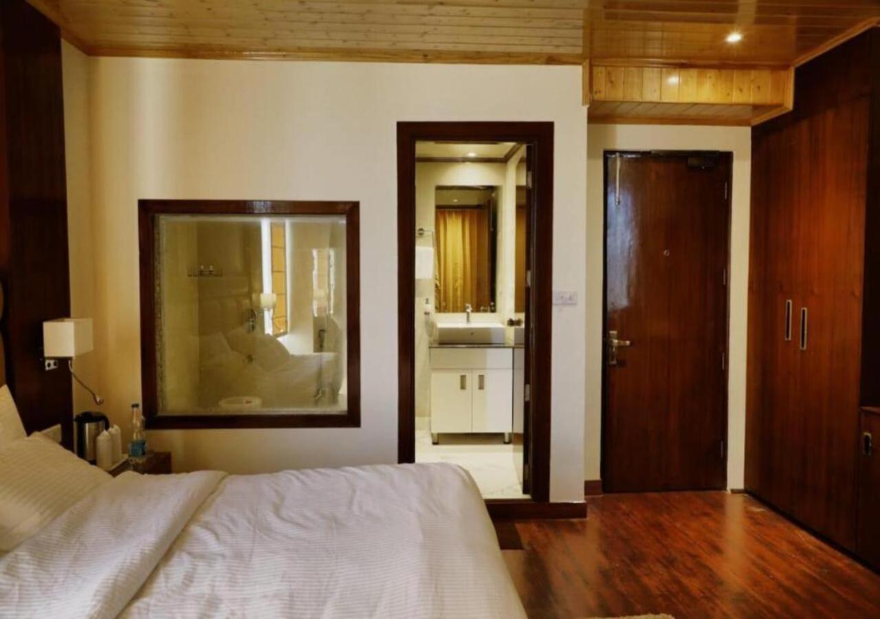 The Alpine Retreat Hotel Shimla Eksteriør billede
