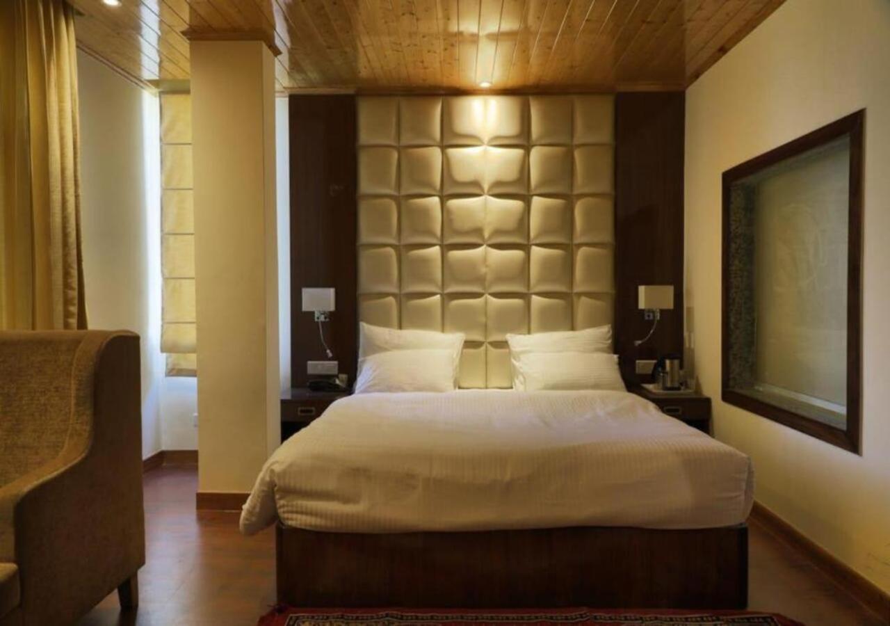 The Alpine Retreat Hotel Shimla Eksteriør billede