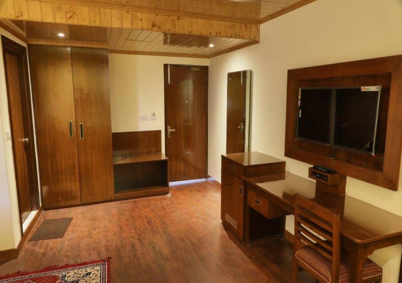 The Alpine Retreat Hotel Shimla Eksteriør billede